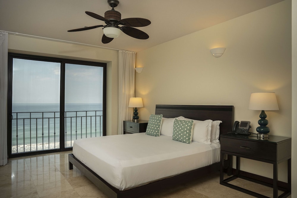 Condo, 2 Bedrooms