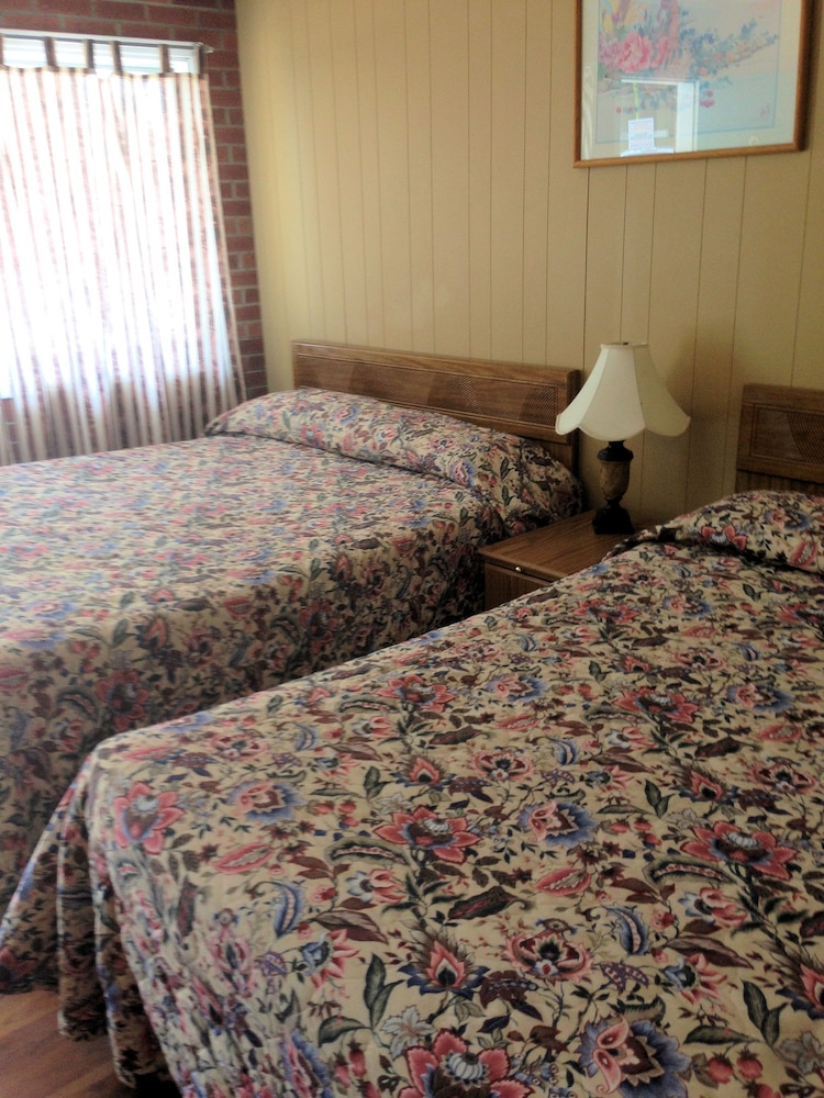 Standard Room, 2 Double Beds