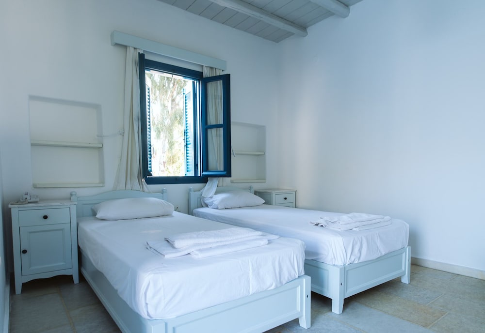 Standard Room photo 2