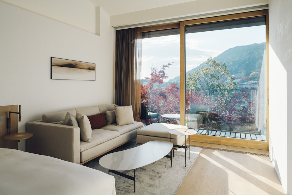 Twin Room, Balcony, Mountain View - Photo 2