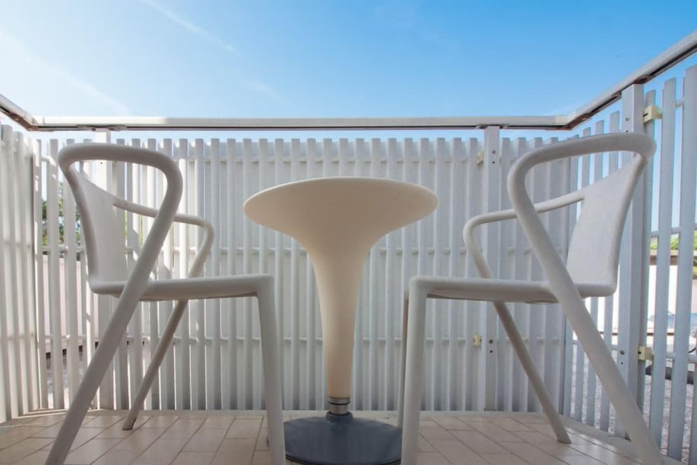 Junior Suite, Balcony photo 2