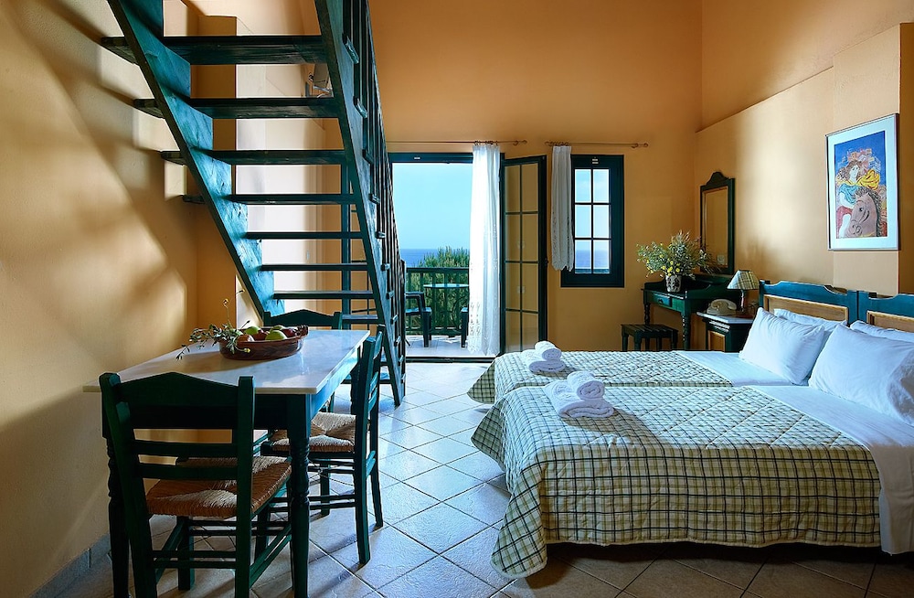 Family Room (Maisonette) photo 1