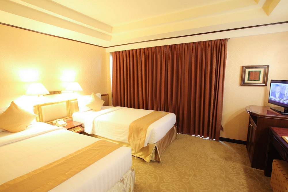 Junior Double or Twin Room photo 2