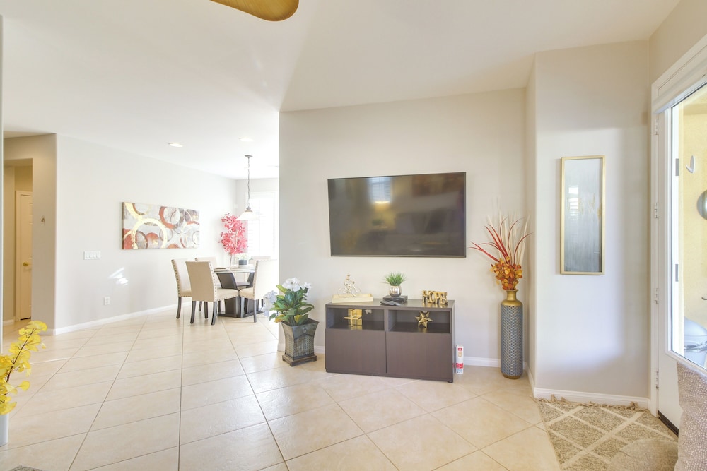 House (2 Bedrooms) photo 2