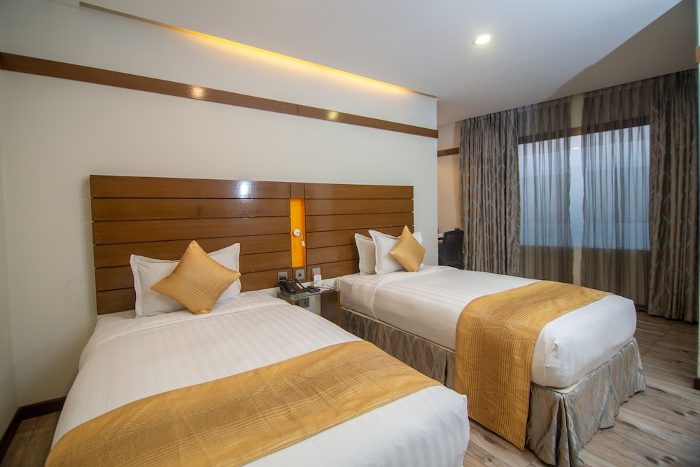 Deluxe Twin Room photo 1