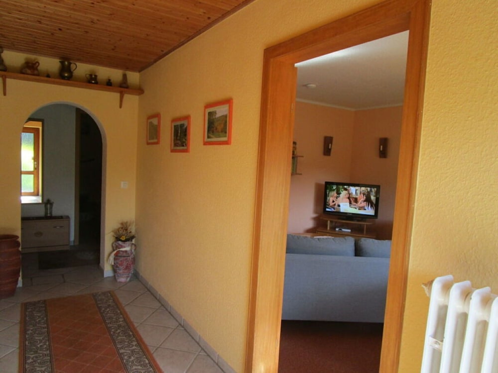 Apartment photo 2