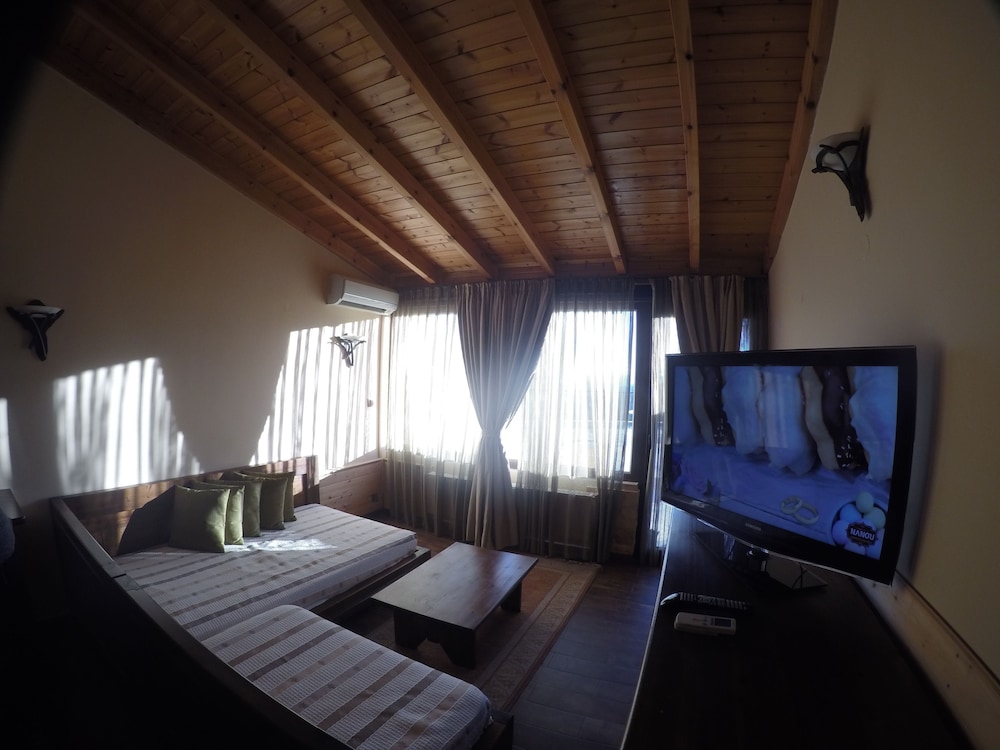 Junior Suite, Lake View photo 1