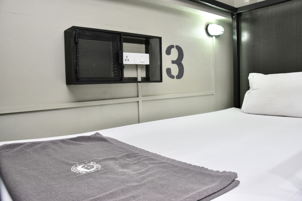 1 Bed in Standard 4-Bed Female Dorm photo 1