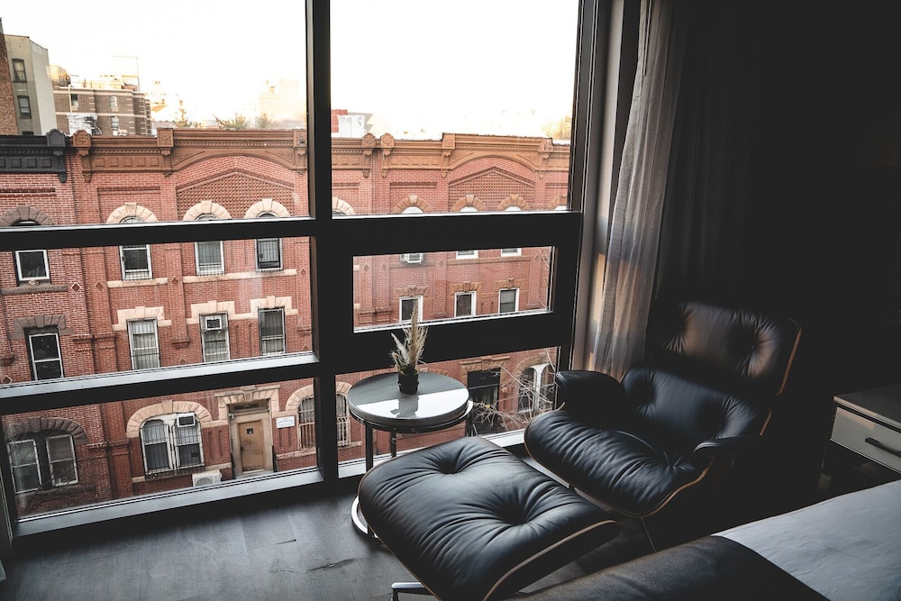 Superior King Room - Accessible - Photo 2