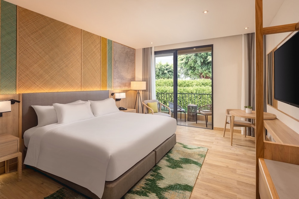 Superior Room, 1 King Bed - Photo 1