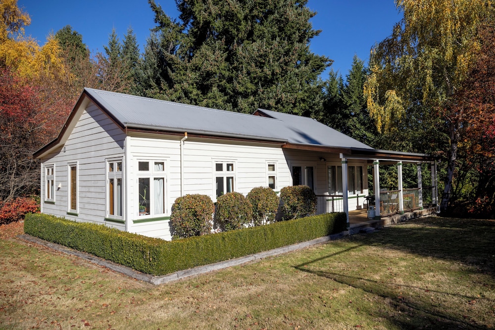 The Cottage (Self-Catering) photo 2