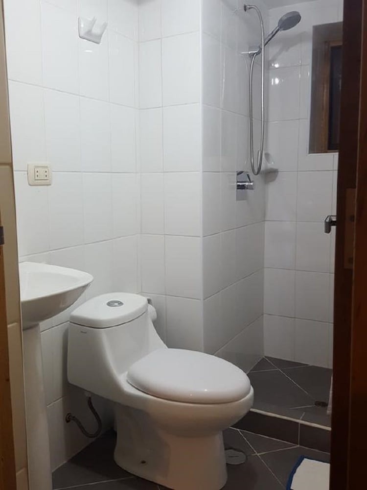 Quadruple Room, Private Bathroom photo 2