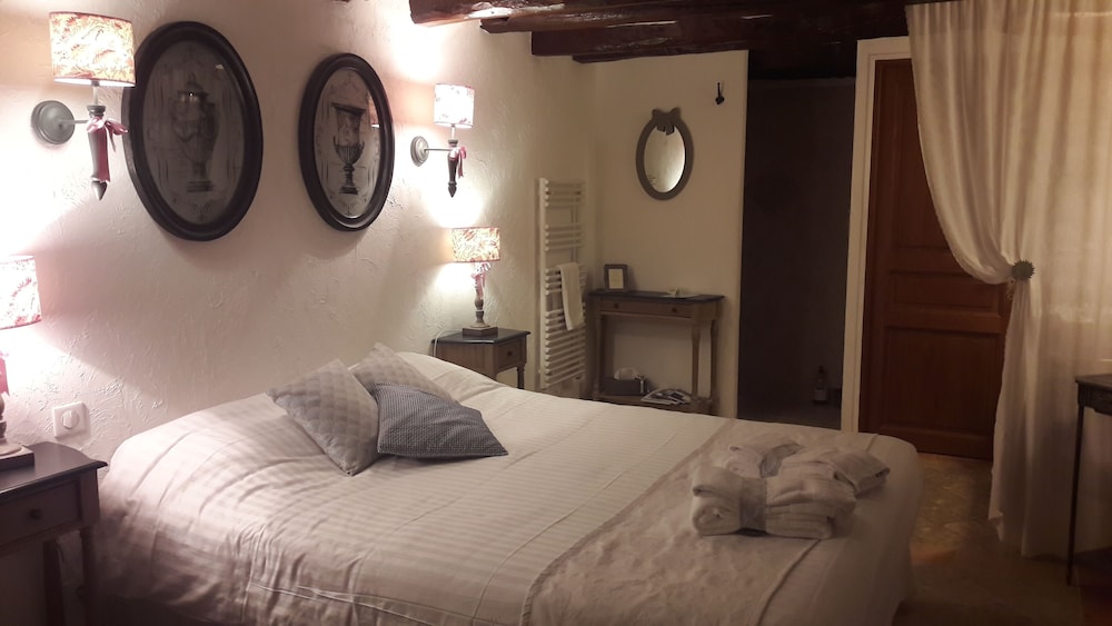 Classic Double Room, Private Bathroom ("Cocon")