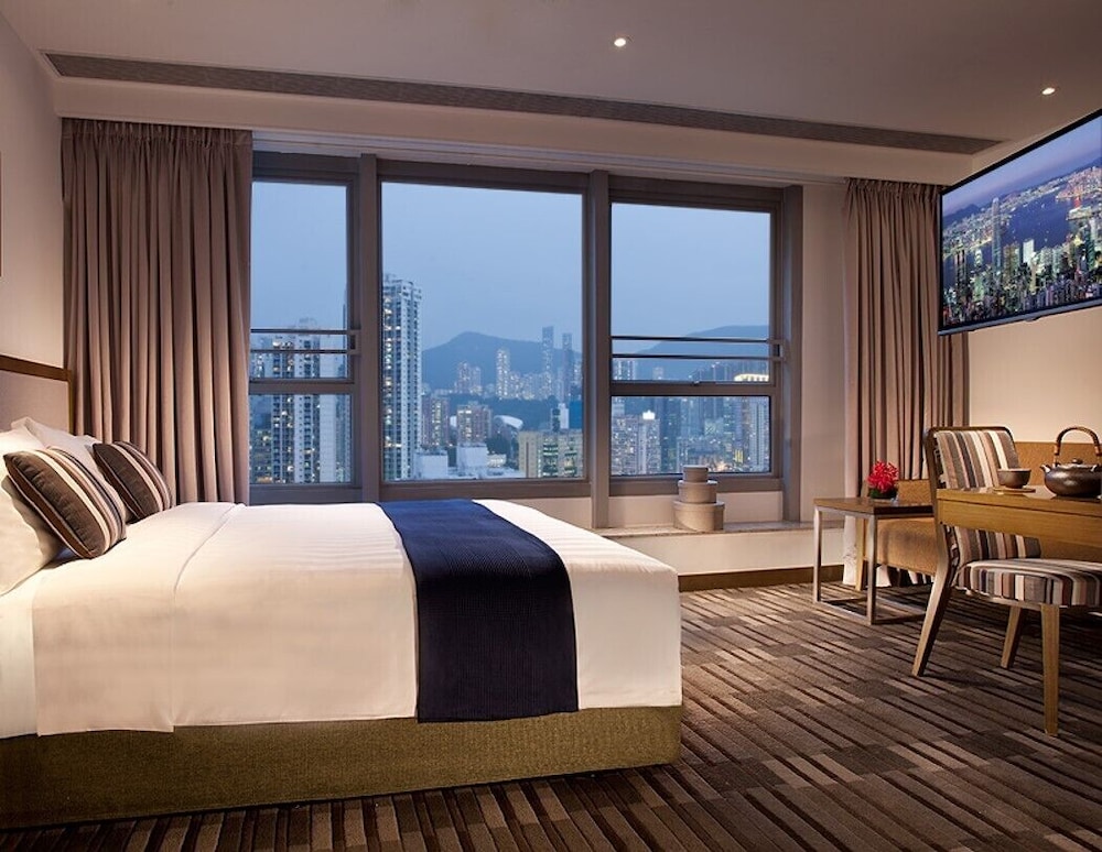 Premier Room