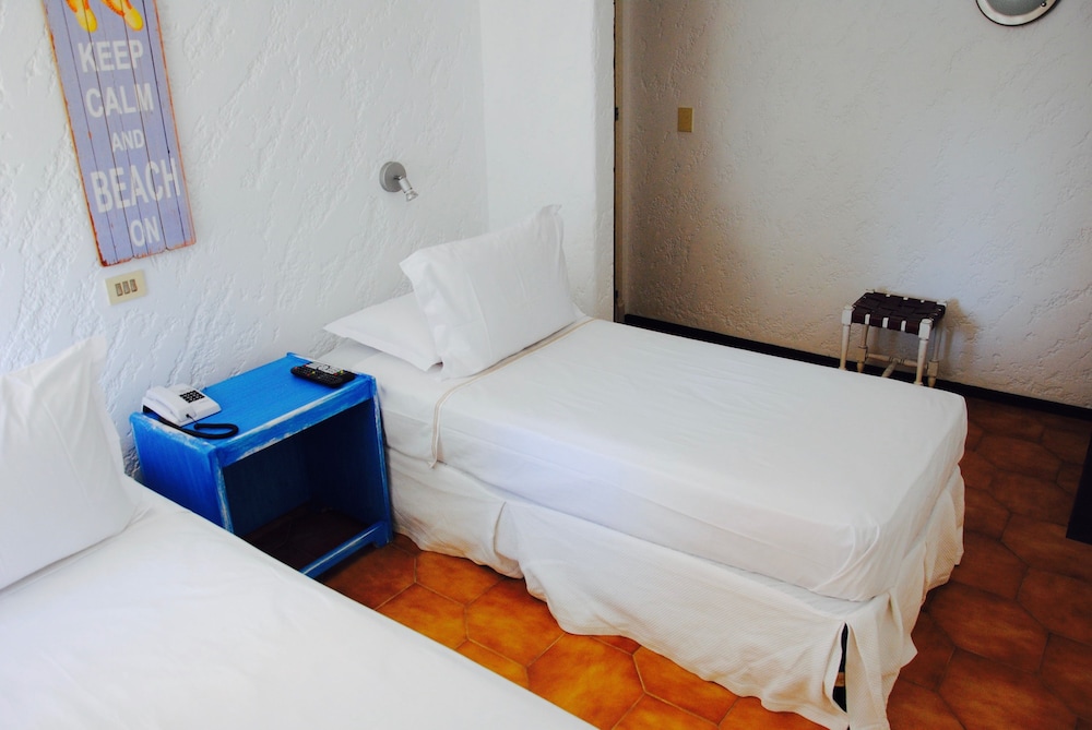 Family Quadruple Room, 2 Bedrooms photo 2