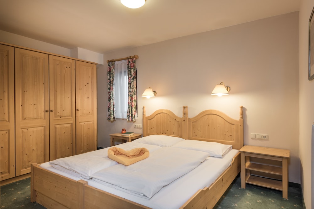 Premium Apartment, 1 Bedroom, Balcony, Mountain View (Typ A Cleaning fee 75€) photo 2