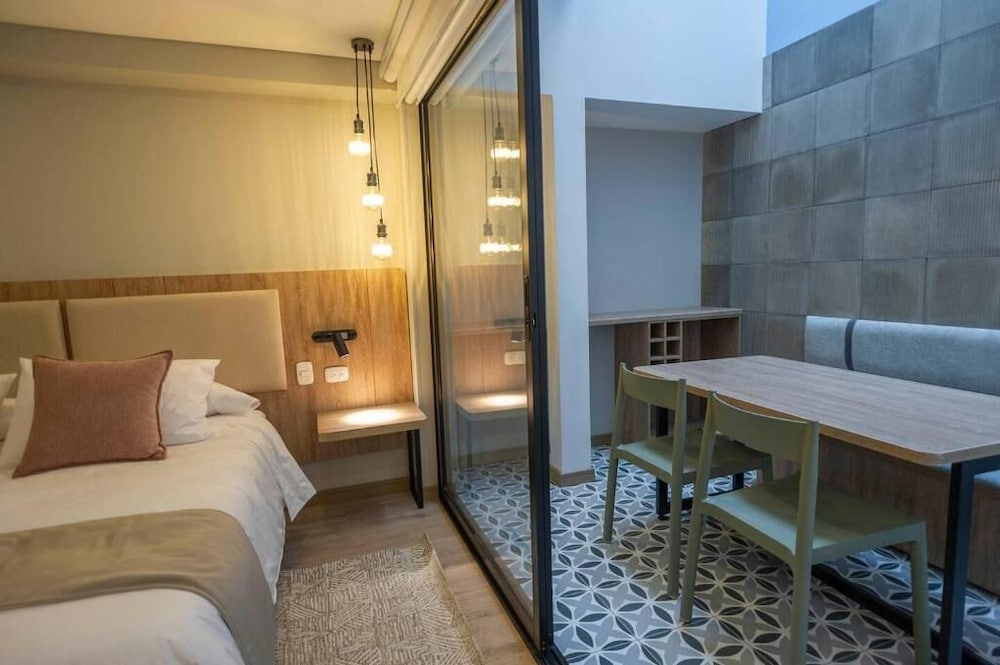 Suite photo 1