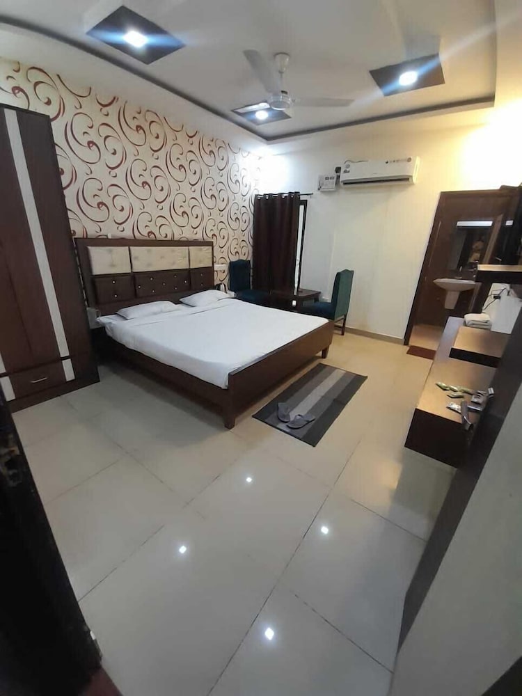 Deluxe Double Room photo 1