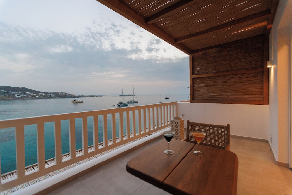 Design Sea View photo 2