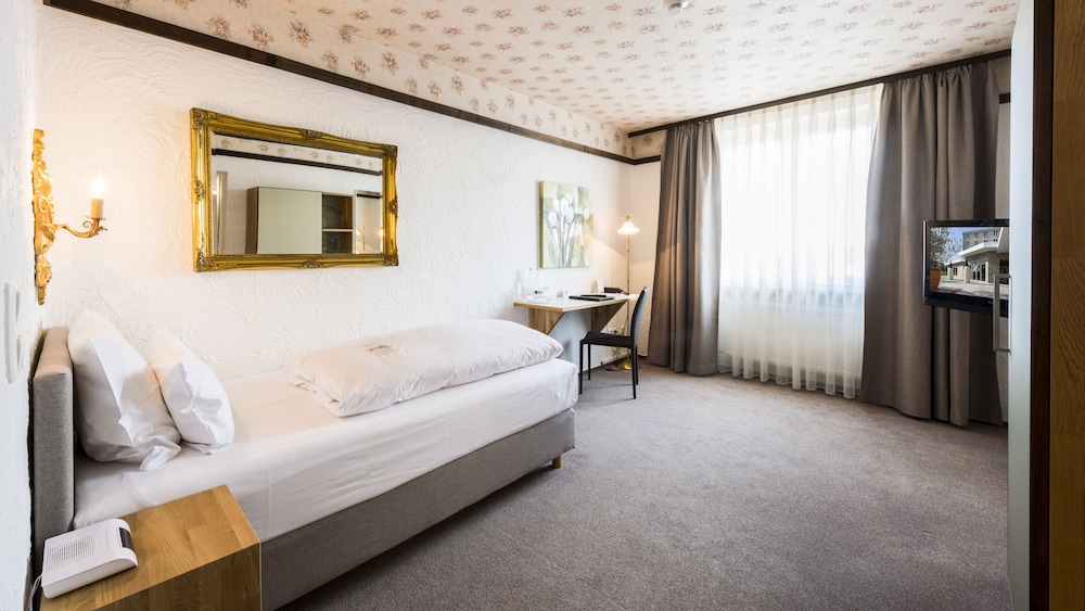 Standard Room, 1 Twin Bed photo 3