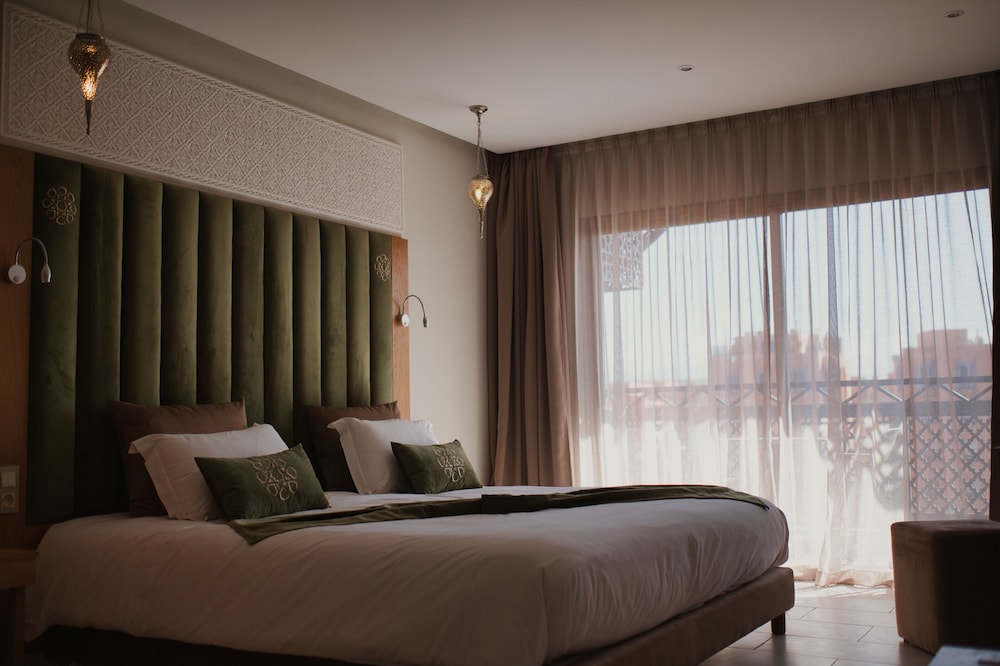 Deluxe Double or Twin Room, 1 Bedroom, Courtyard View photo 1