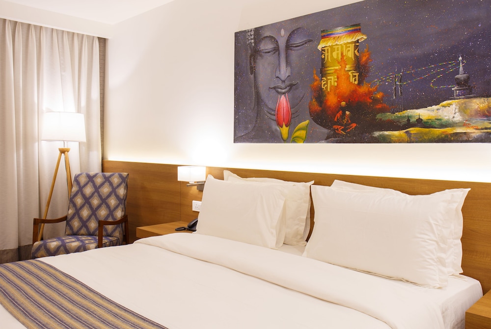 Executive Room - Photo 8