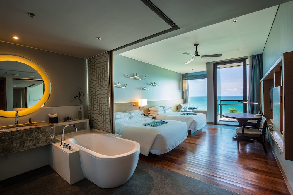 Room, 2 Double Beds, Ocean View