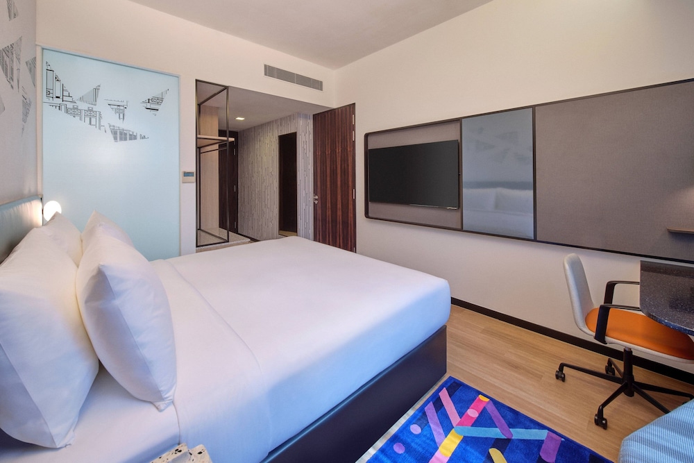 Suite, 1 Bedroom thumbnail 5
