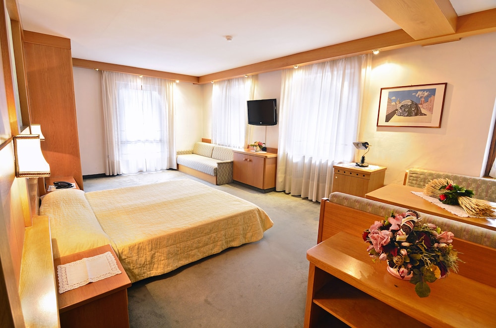Comfort Triple Room photo 1