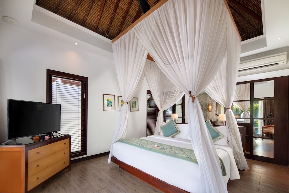 One Bedroom Premier Pool Villa with Boat Return Transfer and Shuttle Denpasar - Sanur - Denpasar photo 3