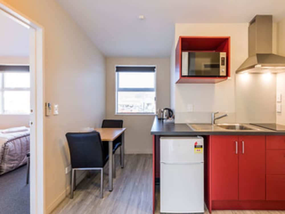 Compact 2 Bedroom Unit