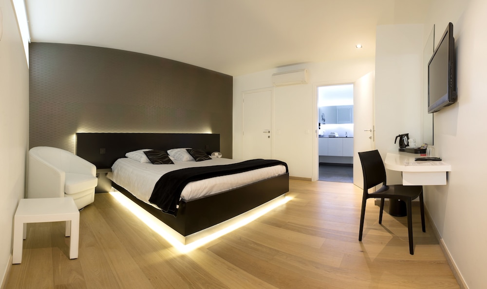 Deluxe Double Room - Photo 5