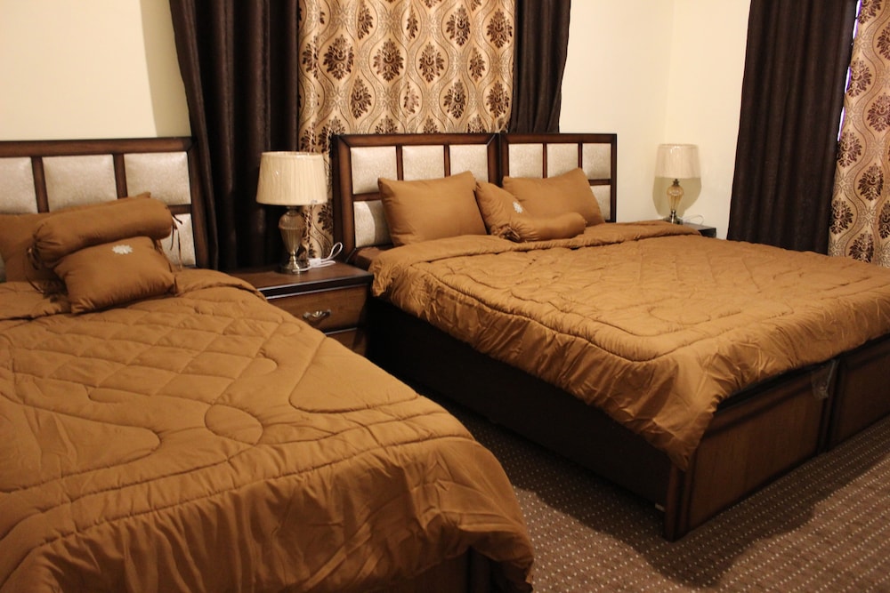 Classic Triple Room photo 1