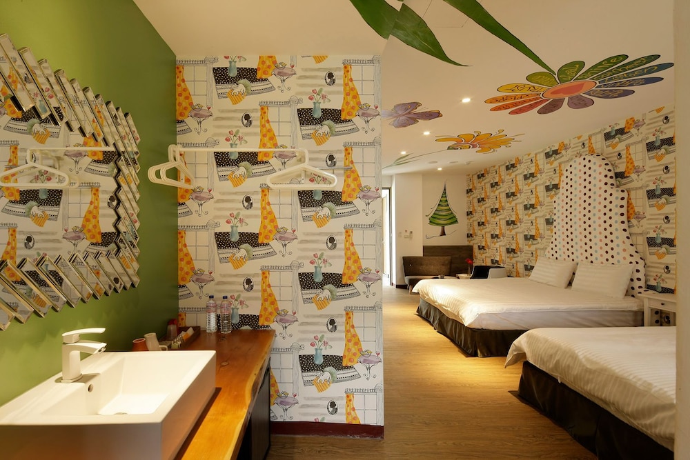 Deluxe Quadruple Room, Balcony photo 3