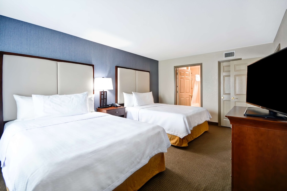Suite, 2 Queen Beds, Accessible, Bathtub (Mobility & Hearing) - Photo 5