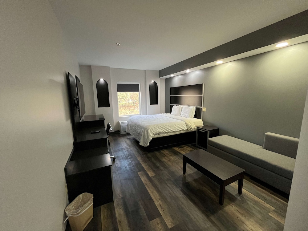 Deluxe Room, 1 King Bed
