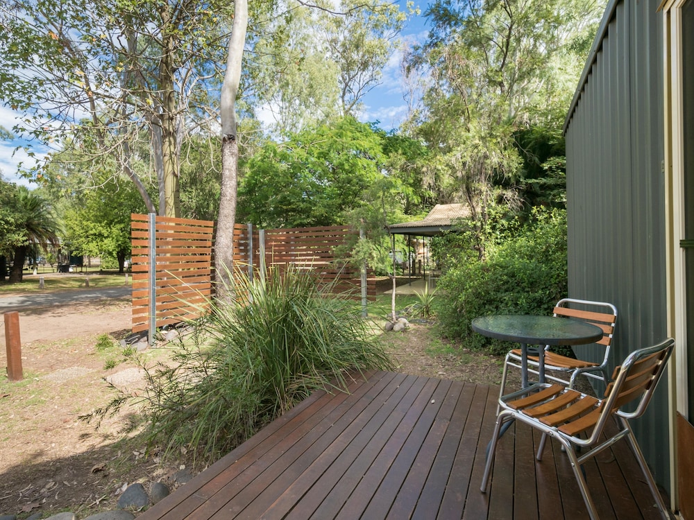 Economy Studio Cabin - Sleeps 3 photo 1