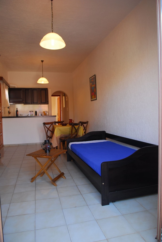 Apartment, Garden View