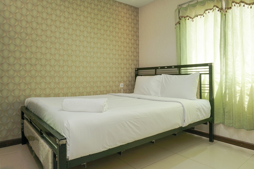 Room - Photo 14