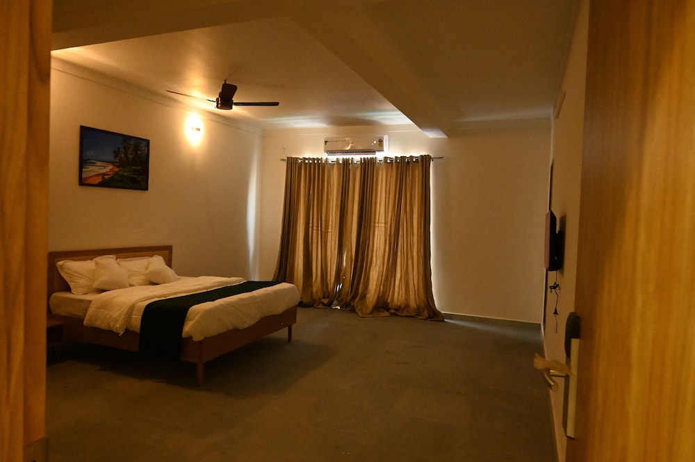 Classic Room, Beach View