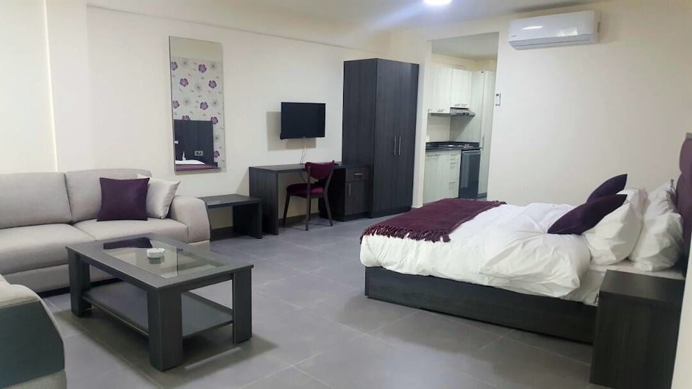 Deluxe Suite, 1 Double Bed, Balcony, Sea View