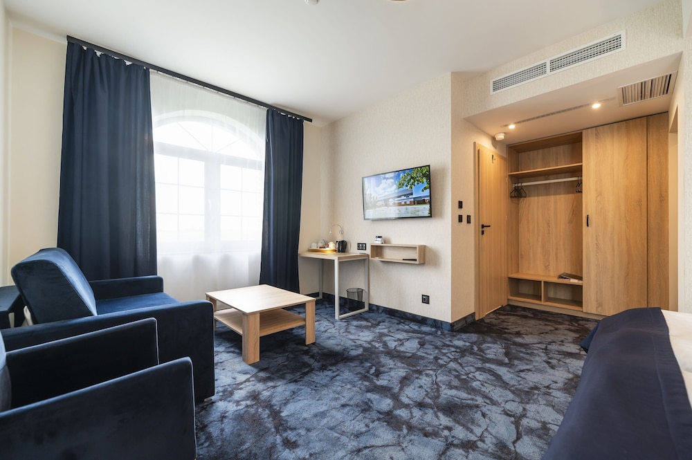 Superior Room - Photo 6