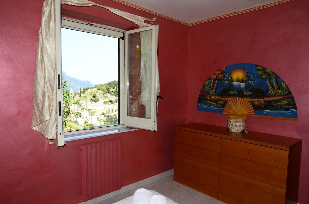 Grand Apartment, Sea View