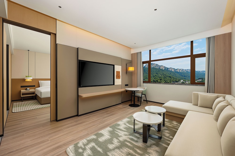 One Bedroom Suite
