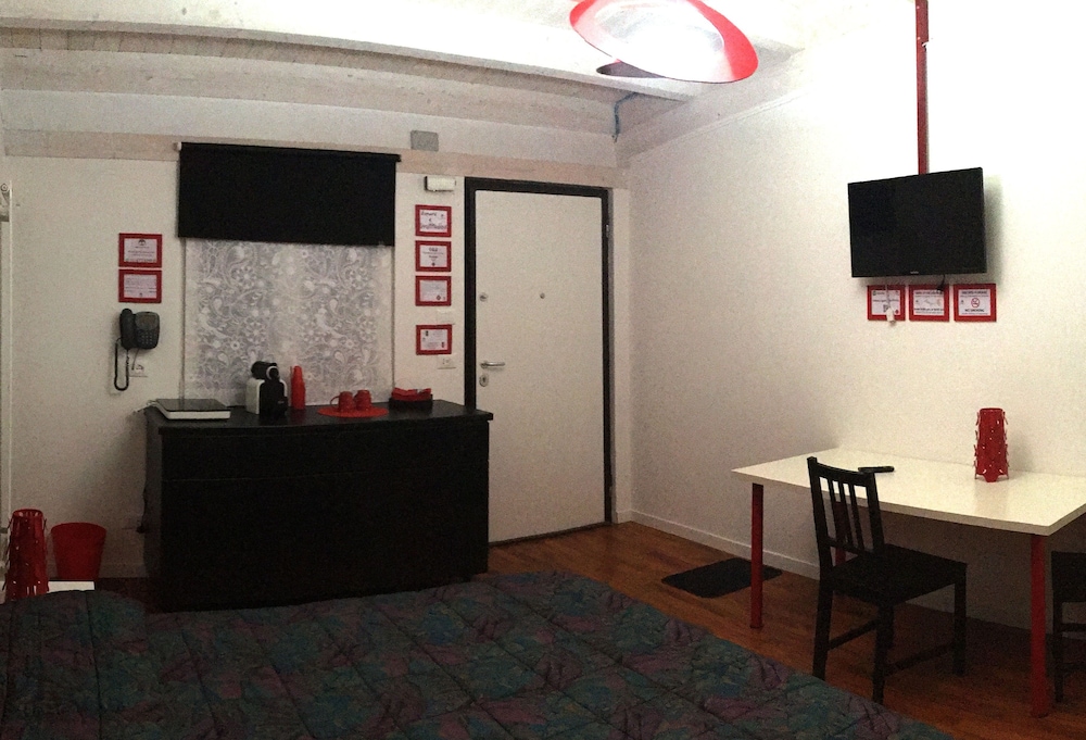 Standard Double Room photo 2