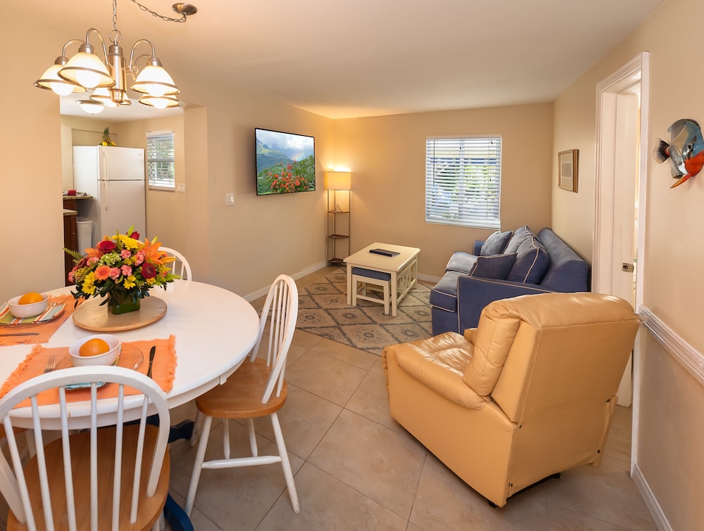 Dolphin Suite photo 1