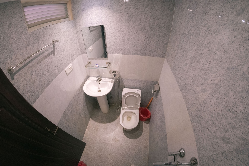Deluxe Double Room - Photo 7