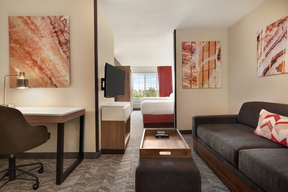 Suite, 2 Queen Beds - Photo 1