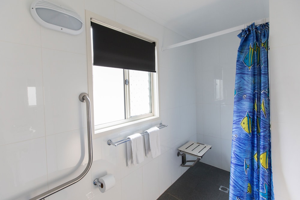 Standard Suite, 2 Bedrooms, Non Smoking, Kitchen (Villa) photo 2