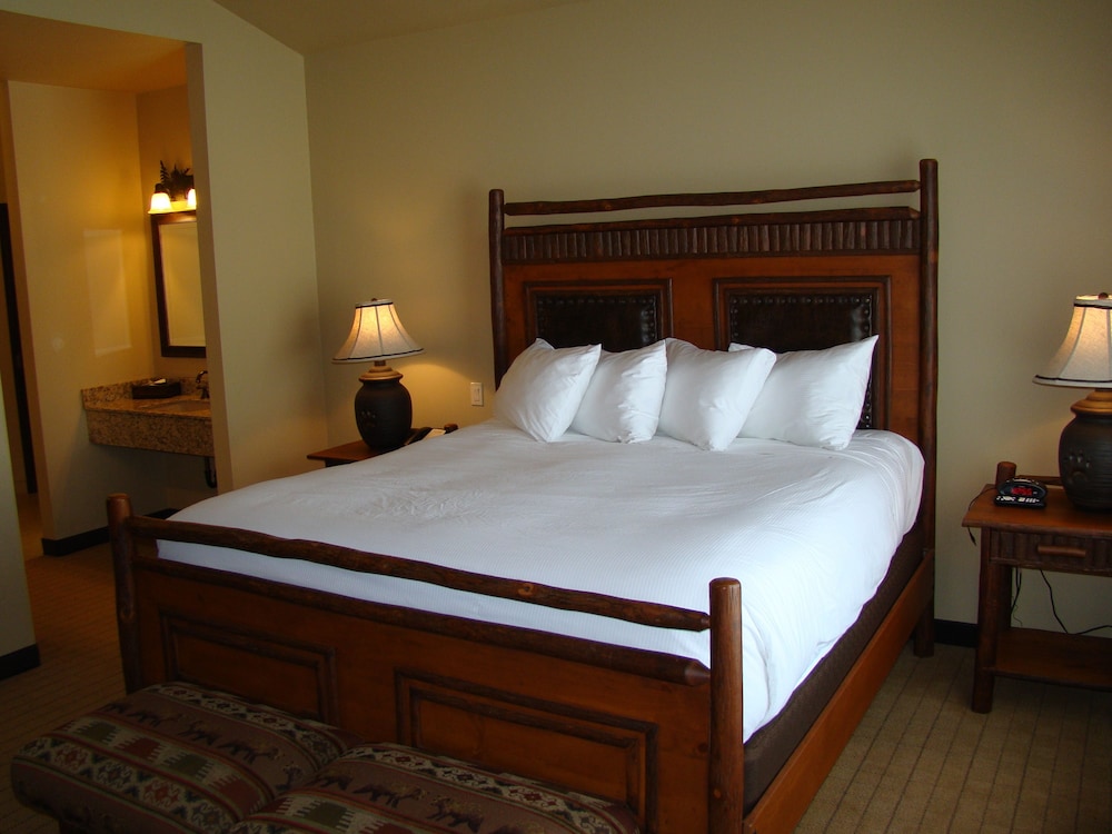Executive Suite, 1 King Bed, Kitchen (Executive King Suite Full Kitchen) photo 2